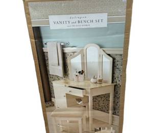 $275 USD     New In Box White Vanity w Mirror & Bench    New in Box

Pickup Details
Please contact us to arrange for pick up. When you come, feel free to browse around our warehouse. We have so many amazing finds!

8300 B Merrifield Avenue, Merrifield, VA

In-Person Payment Details
We accept cash, Venmo, Zelle, or credit card.