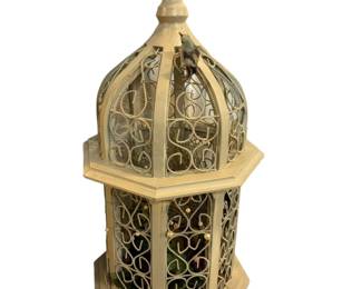$100 USD     Large Decorative Birdcage w Bird      18 x 30"H
Pickup Details
Please contact us to arrange for pick up. When you come, feel free to browse around our warehouse. We have so many amazing finds!
8300 B Merrifield Avenue, Merrifield, VA
In-Person Payment Details
We accept cash, Venmo, Zelle, or credit card.     