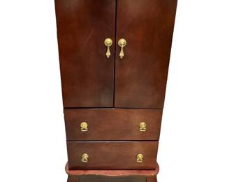 $150 USD     Vintage Jewelry Box Armoire Cabinet     15.5 x 13.5 x 41.5"H
Pickup Details
Please contact us to arrange for pick up. When you come, feel free to browse around our warehouse. We have so many amazing finds!
8300 B Merrifield Avenue, Merrifield, VA
In-Person Payment Details
We accept cash, Venmo, Zelle, or credit card.