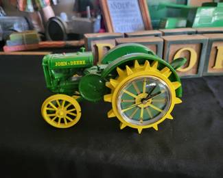 Tractor clock