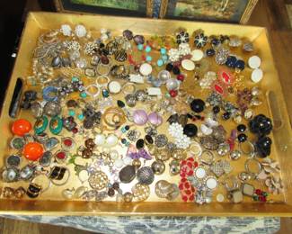 Another group of vintage earrings.... most of these are clip-ons