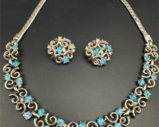 Vintage Trifari necklace and earrings