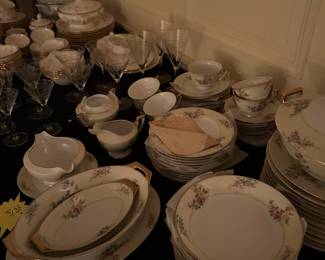 Two sets of vintage China 