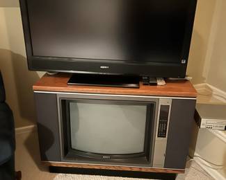 Vintage tv cabinet great for movie sets 