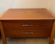 Vintage Mid-Century Modern Drexel 2-Drawer Nightstand