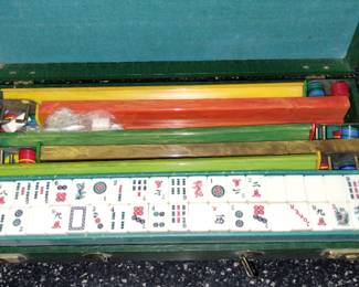 Vintage Mahjong Set Bakelite Racks