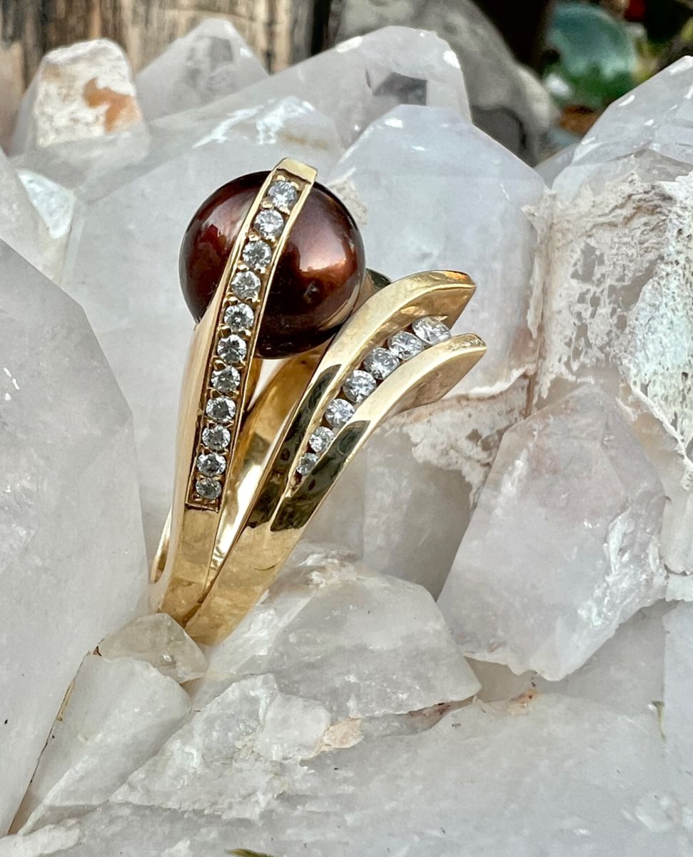 Albuquerque Meadows Estate Sale starts on 4/18/2024