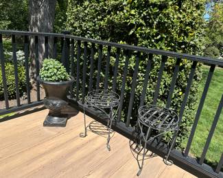 Outdoor plant stands