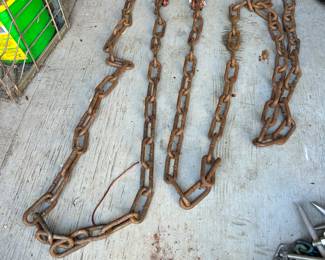 approximately 20 foot tow chain with your 2 hooks