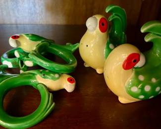 Parrot salt & pepper shakers and napkin rings
