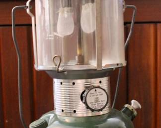 Vintage Coleman lantern 