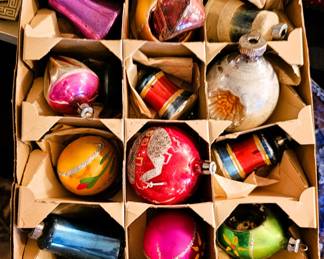 Vintage and antique Christmas ornaments and Christmas decor