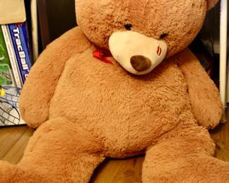 Huge teddy bear 
