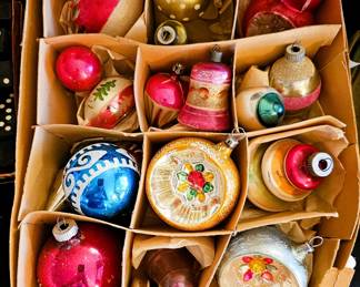 Vintage and antique Christmas ornaments and Christmas decor