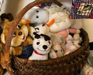 Vintage stuffed animals 