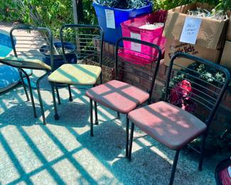 Vintage folding chairs (set of 4) 