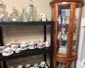 Liquor Decanters, Willow Tree, Clowns, more teacups