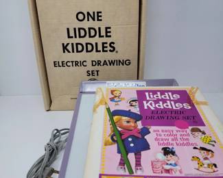 Vintage One Liddle Kiddles Electric Drawing Set