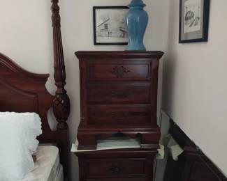 Cherry Queen poster bed with two nightstands