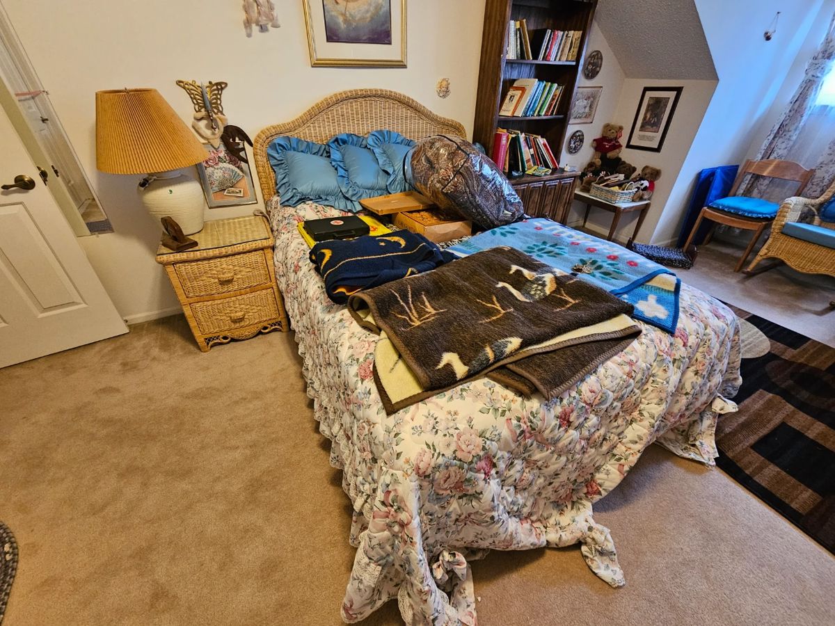 MCM MARLBORO ESTATE SALE PACKED TOYS, CLOTHES,... starts on 4/20/2024