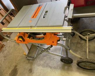 RIGID JOBSITE 10 INCH TABLE SAW.