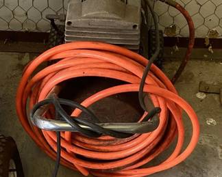 ELECTRIC AIR COMPRESSOR.