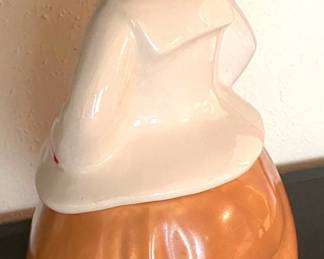 VINTAGE MID-CUNTURY COOKIE JAR.