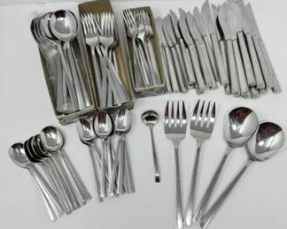 Lucky Wood Romance Stainless Steel Cutlery - Service for 10 +