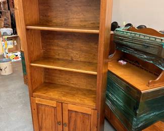 Ethan Allen Bookcase with Cabinet