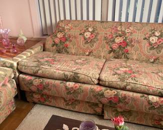 Floral, cottage, core, three-piece sofa