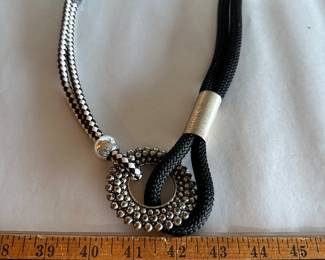 Black and silver necklace $4.00