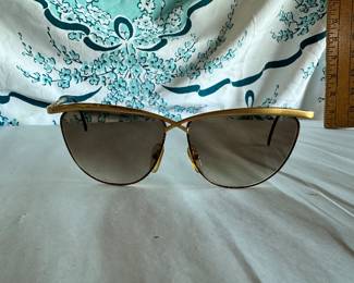 Laura Bizgiotti Sunglasses $40.00