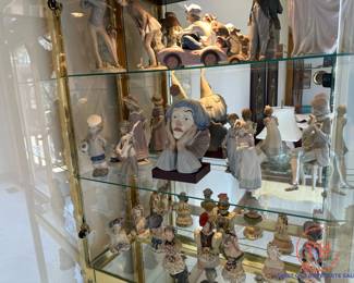 LLADRO Figurine Collection