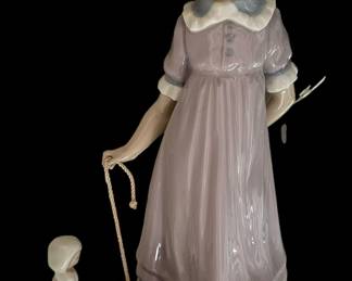 Lladro Girl with Toy Wagon 5044
