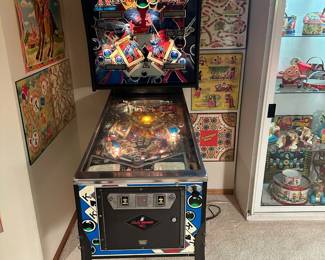 BALLY 1984 "Kings of Steel" Pinball Machine