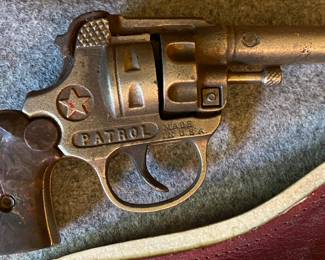 Cast Iron Patrol Cap Pistol