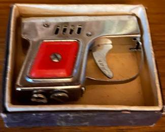 Small Pistol Lighter