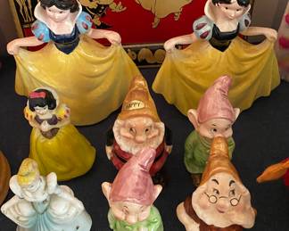 Snow White and the Seven Dwarf Collectibles