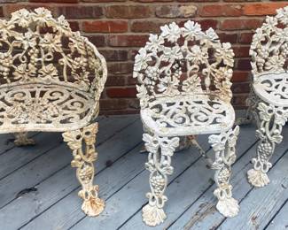 Metal Outdoor Set (One Chair has Broken Leg)