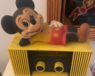 Vintage Mickey Mouse Radio