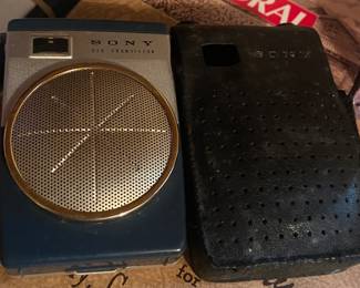 Vintage Working Sony Transistor Radio