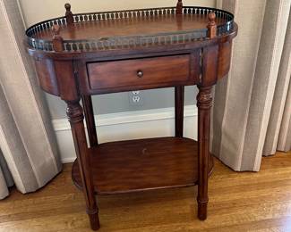 gallery edge oval side table