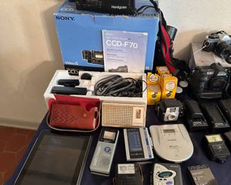 Vintage Sony CCD-F70 Camcorder and other Electronics