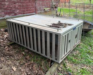 dog box crate truck bed