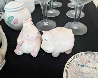 Fitz and Floyd Hippo salt & pepper shakers
