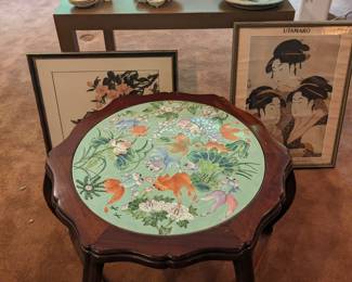 Asian style round accent table