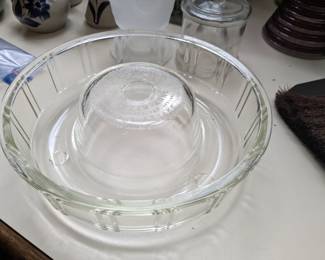 Vintage glassbake Queen Anne bundt pan