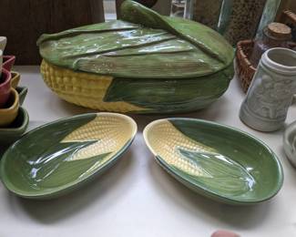 Shawnee Pottery King Corn Covered Casserole #74 and 2 oval dishes