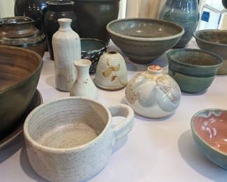 D. Howard pottery