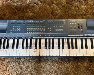 Bontempi AZ9000 synthesizer (stand also available)
